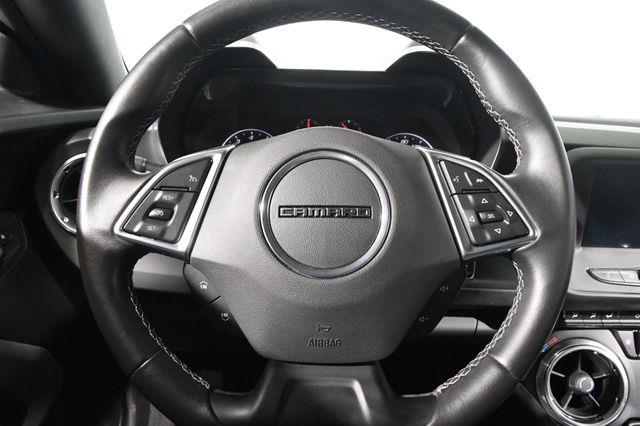 2016 Chevrolet Camaro 1LT photo