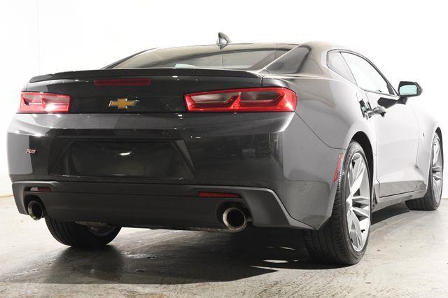 2016 Chevrolet Camaro 1LT photo