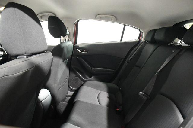 2016 Mazda Mazda3 i Sport photo