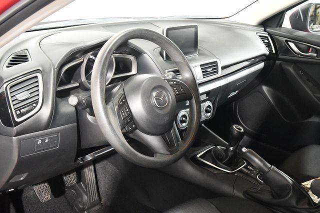 2016 Mazda Mazda3 i Sport photo