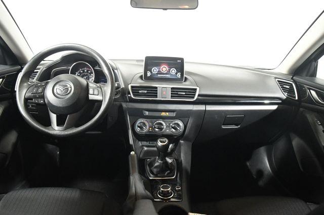 2016 Mazda Mazda3 i Sport photo