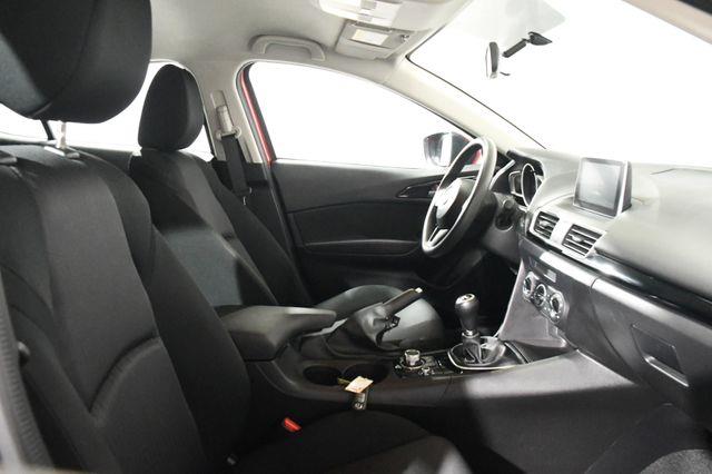 2016 Mazda Mazda3 i Sport photo