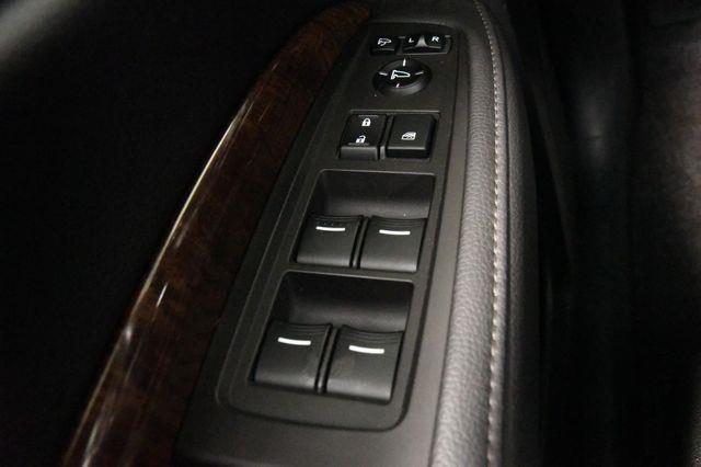 2017 Acura MDX w/Technology Pkg photo