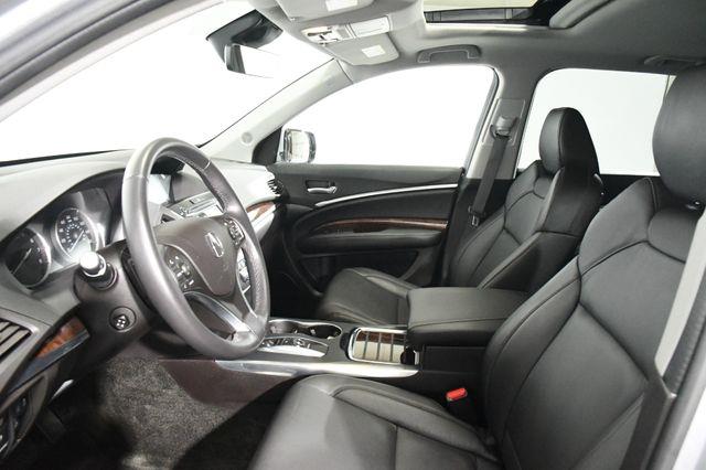 2017 Acura MDX w/Technology Pkg photo