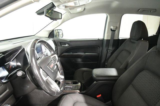2017 GMC Canyon 4WD SLE photo