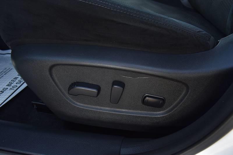 2015 Nissan Rogue AWD 4dr SL photo