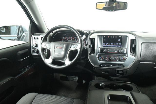 2016 GMC Sierra 1500 SLE photo