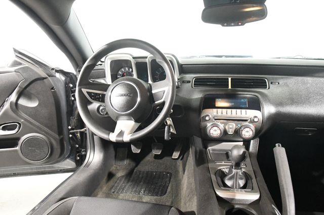2011 Chevrolet Camaro LT photo