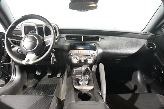 2011 Chevrolet Camaro LT photo