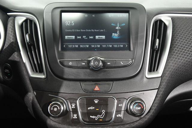 2016 Chevrolet Malibu LS photo