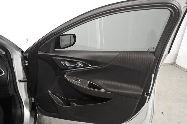 2016 Chevrolet Malibu LS photo