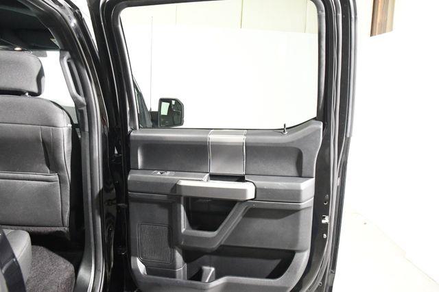 2016 Ford F-150 XLT w/ Full Center Consol/ Nav photo