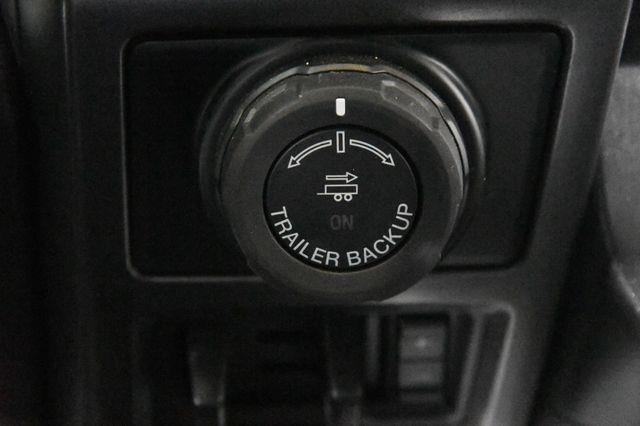 2016 Ford F-150 XLT w/ Full Center Consol/ Nav photo
