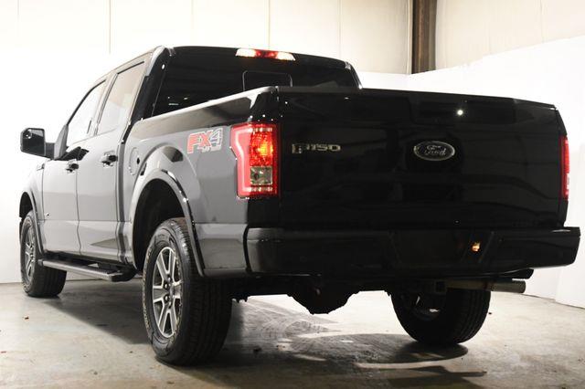 2016 Ford F-150 XLT w/ Full Center Consol/ Nav photo