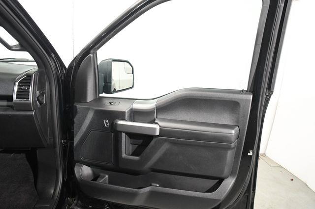 2016 Ford F-150 XLT w/ Full Center Consol/ Nav photo