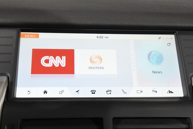 2017 Land Rover Discovery Sport HSE photo