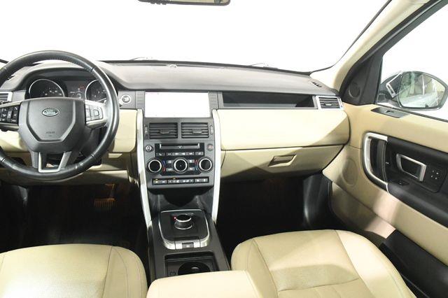 2017 Land Rover Discovery Sport HSE photo