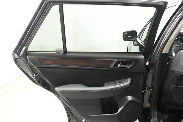 2017 Subaru Outback 2.5i Limited photo