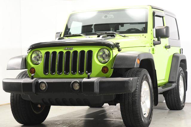 The 2013 Jeep Wrangler Sport photos