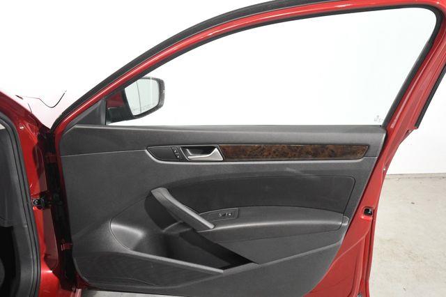 2015 Volkswagen Passat 2.0L TDI SEL Premium photo