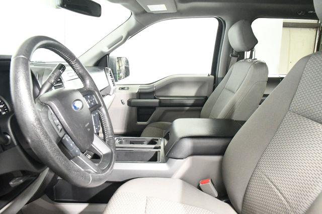 2016 Ford F-150 XLT w/ Heated Seats/ Sunroof / photo