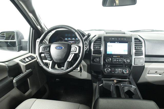 2016 Ford F-150 XLT w/ Heated Seats/ Sunroof / photo