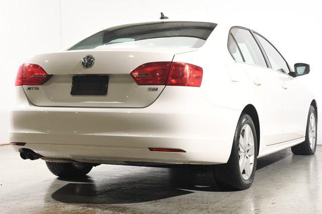 2013 Volkswagen Jetta TDI photo
