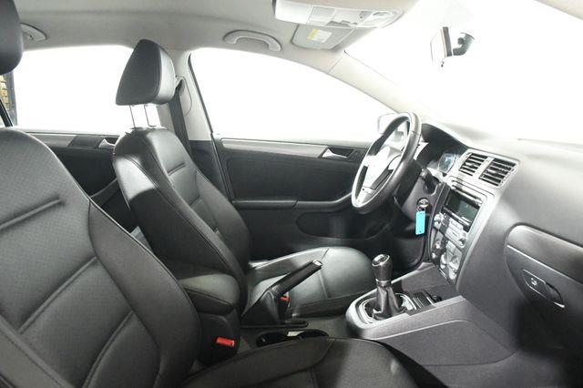 2013 Volkswagen Jetta TDI photo