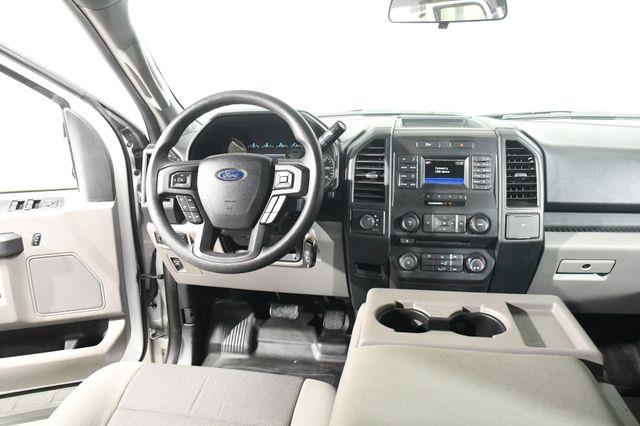 2016 Ford F-150 XL photo