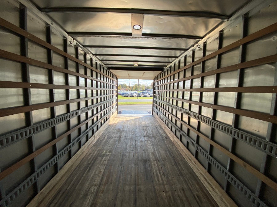 2016 Hino 268 Box Truck photo