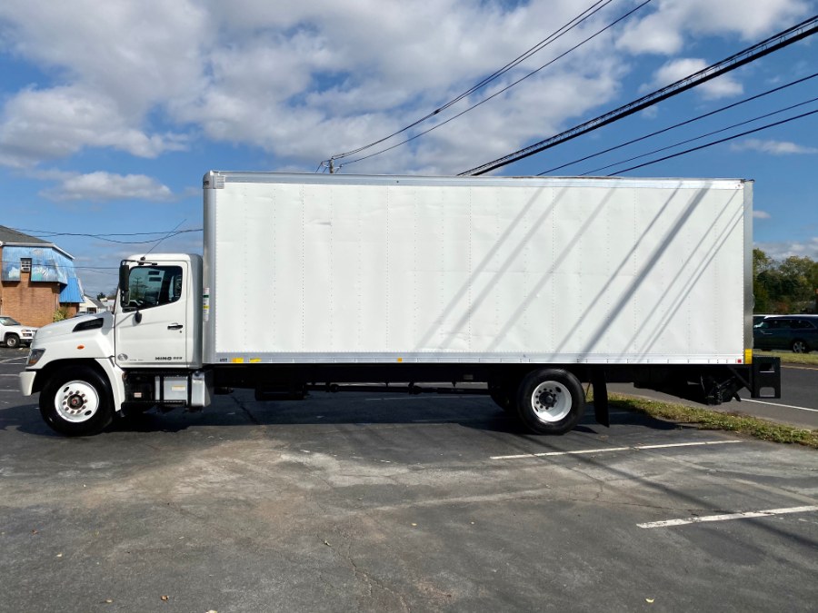 2016 Hino 268 Box Truck photo