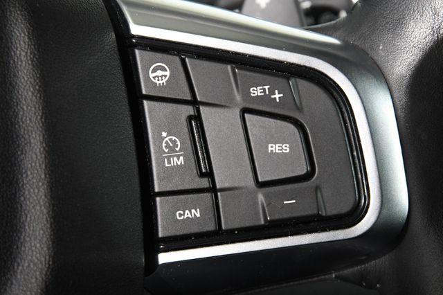 2016 Land Rover Discovery Sport SE photo