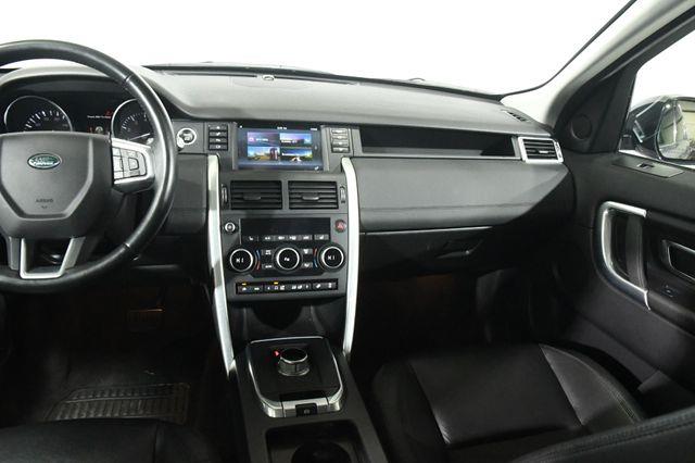 2016 Land Rover Discovery Sport SE photo