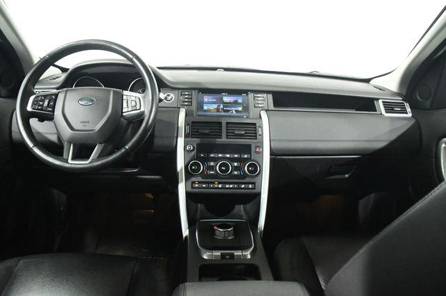 2016 Land Rover Discovery Sport SE photo