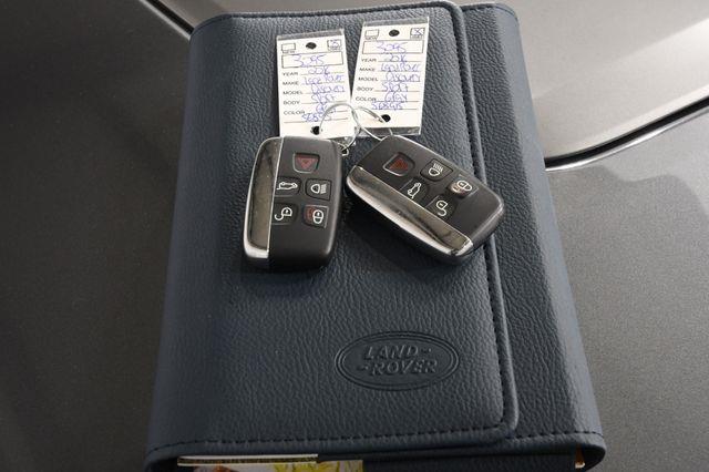2016 Land Rover Discovery Sport SE photo