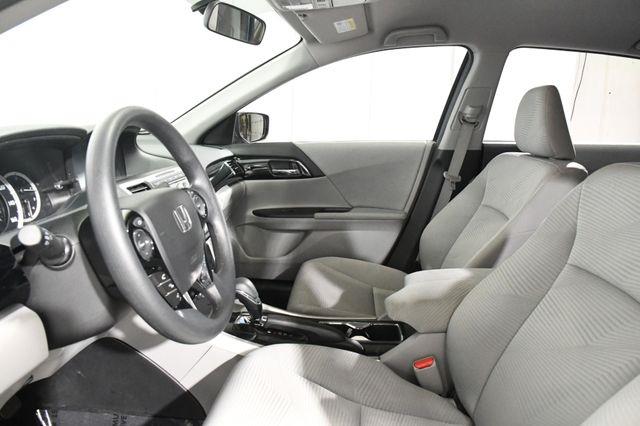 2017 Honda Accord LX photo