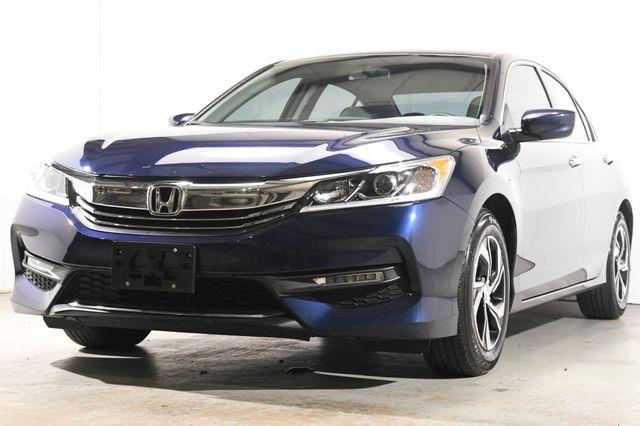 The 2017 Honda Accord LX photos