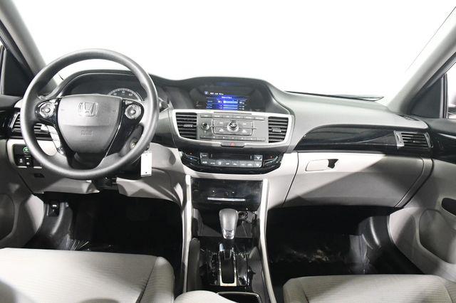 2017 Honda Accord LX photo