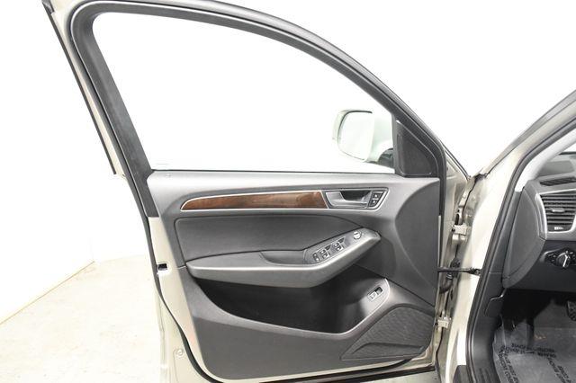 2016 Audi Q5 Premium Plus photo