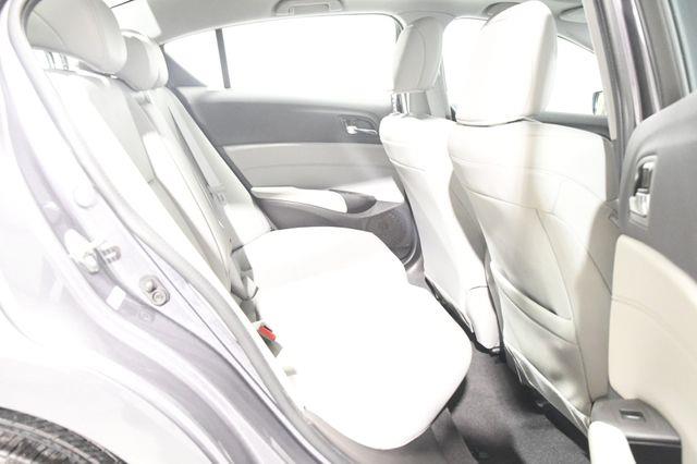 2017 Acura ILX w/Technology Plus Pkg photo