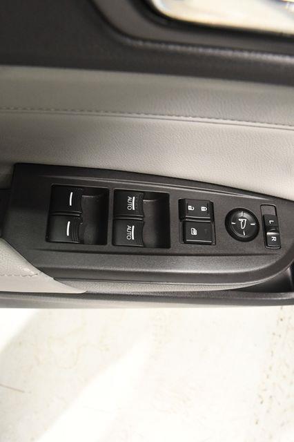 2017 Acura ILX w/Technology Plus Pkg photo