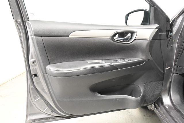2017 Nissan Sentra S photo