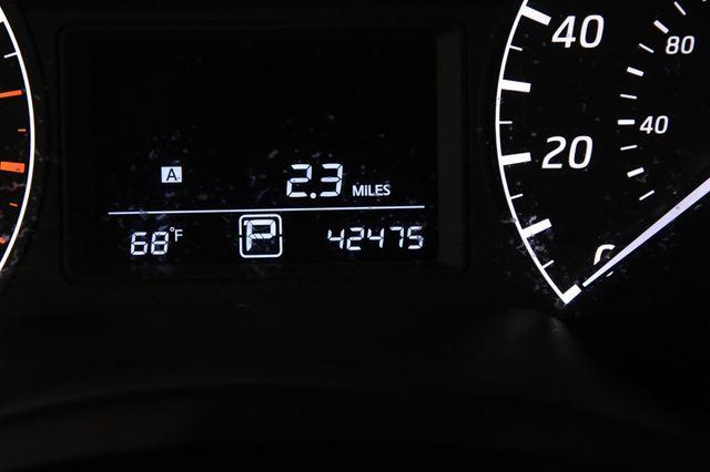 2017 Nissan Sentra S photo