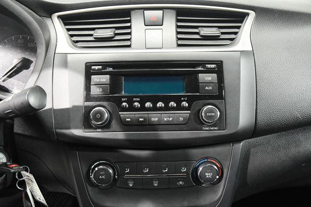 2017 Nissan Sentra S photo
