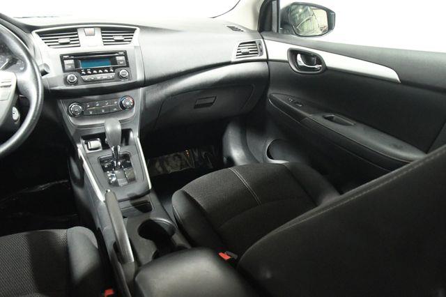 2017 Nissan Sentra S photo