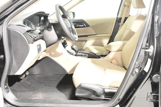 2017 Honda Accord LX photo