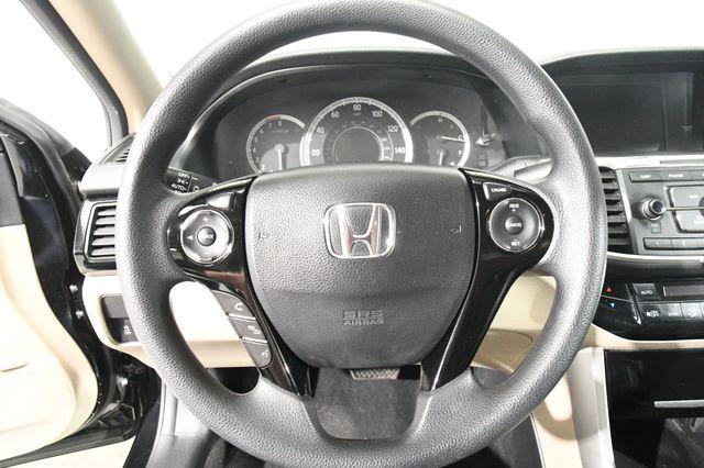 2017 Honda Accord LX photo