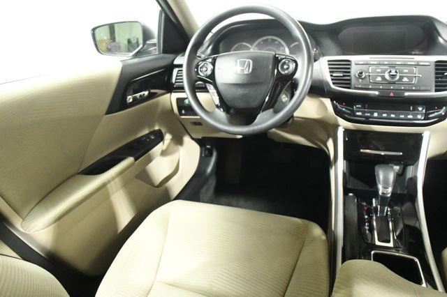 2017 Honda Accord LX photo