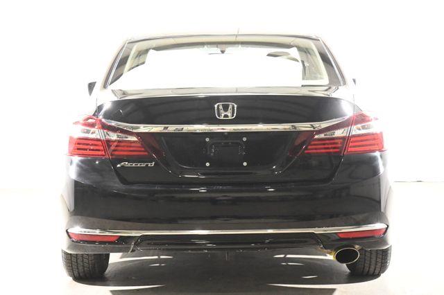 2017 Honda Accord LX photo