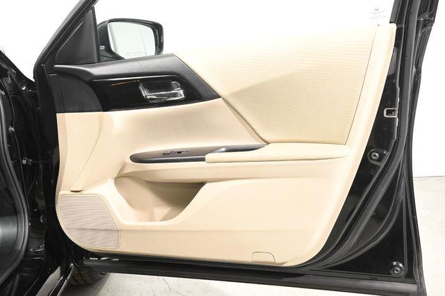 2017 Honda Accord LX photo